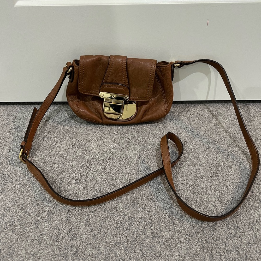 Michael Kors tan crossbody bag